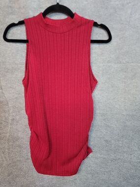 Sleeveless Ribbed Mock Neck Tank Top - Red